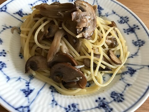 舞茸とマッシュルームのじゃこパスタ